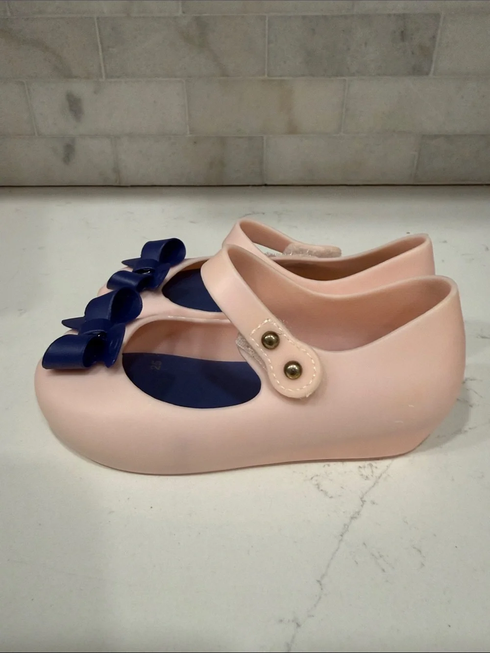 MiniMelissa Girls Pink Jelly Mary Jane Shoes with Navy Bow